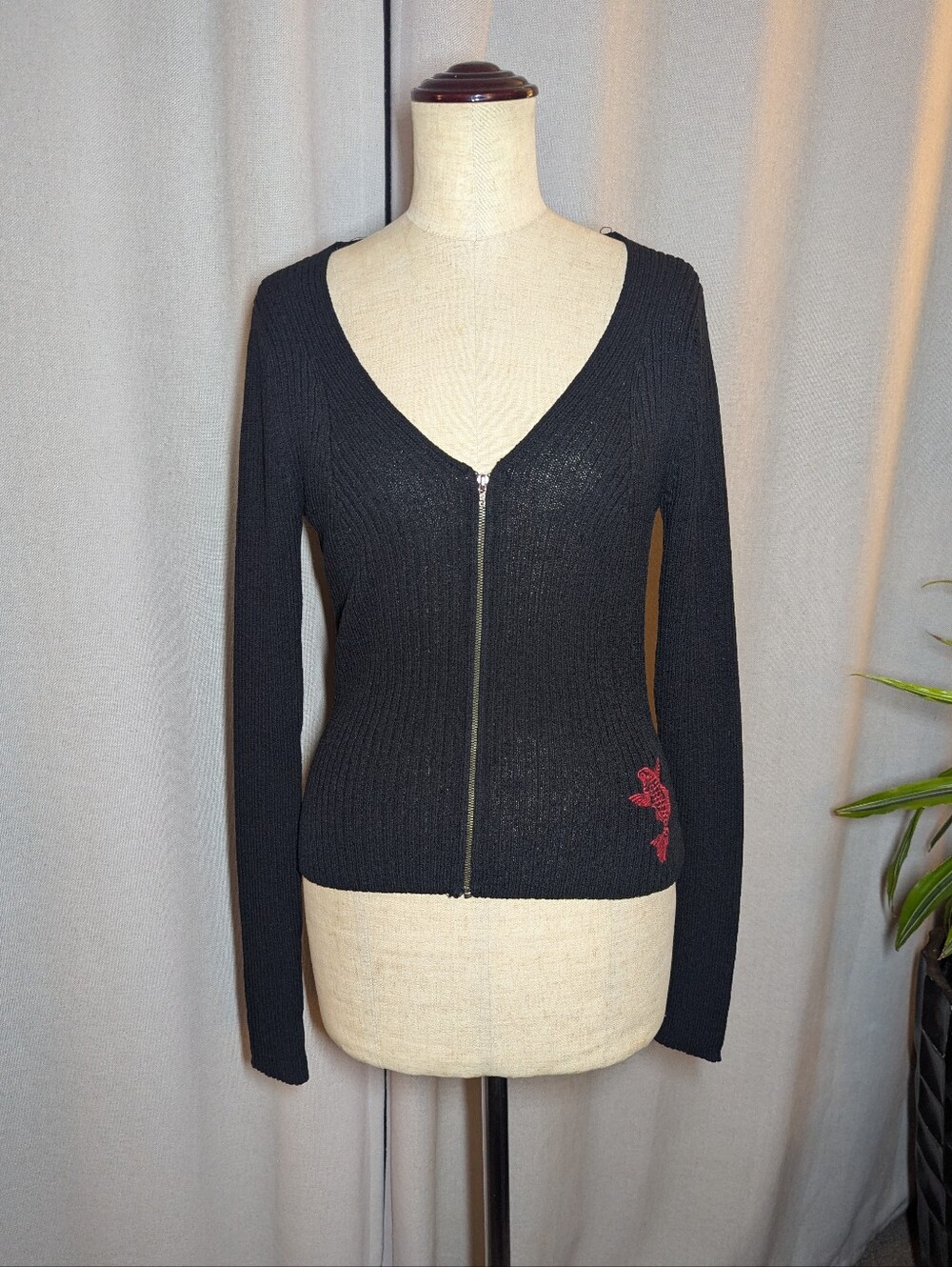 Betsey Johnson Vintage Black Cardigan Shirt Knit Embroidery Fish Medium